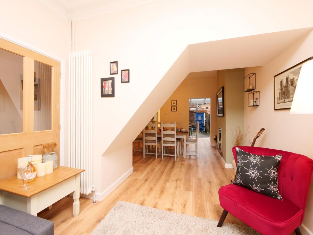 The River Walk House ยอร์ค ภายนอก รูปภาพ
