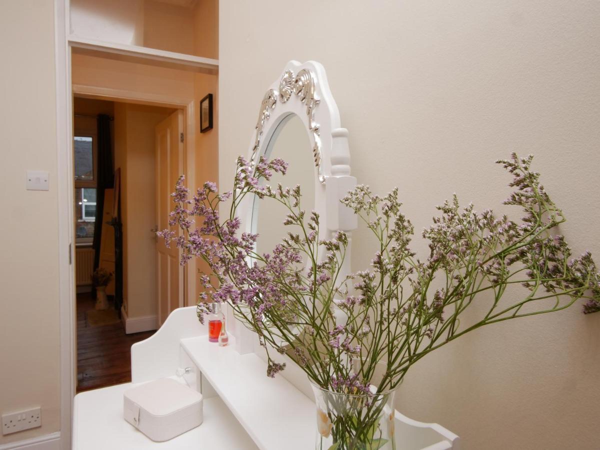 The River Walk House ยอร์ค ภายนอก รูปภาพ